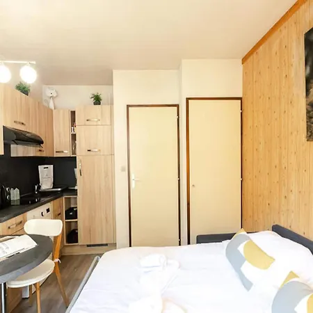 Studio For 3 People シャモニー